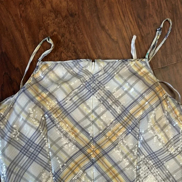 W by Worth Pearl sequin gray and yellow plaid mistress-Size 4 - Picture 11 of 11